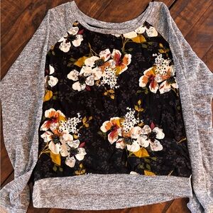 Floral Raglan Long-Sleeve Top in Black and Gray
